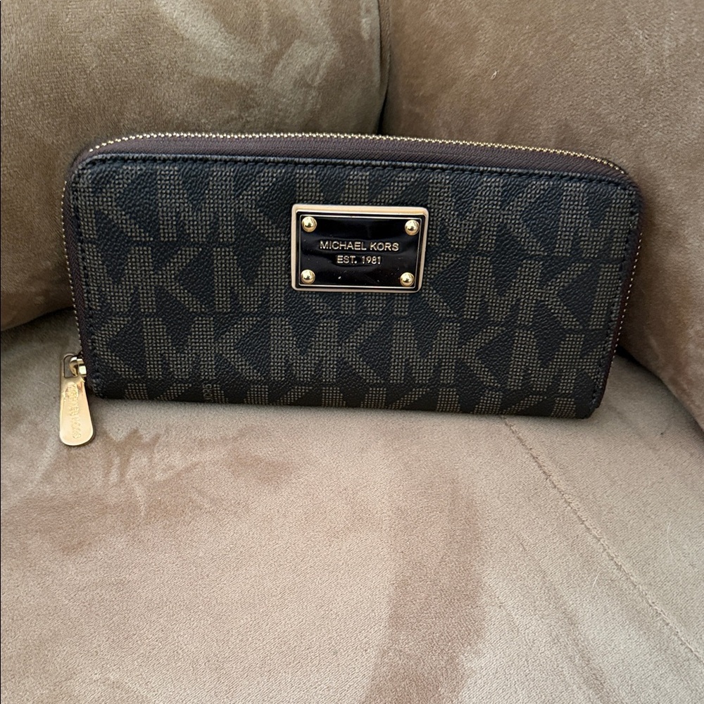 Michael Kors Dark Brown MK Zip Wallet with Gold Plaque